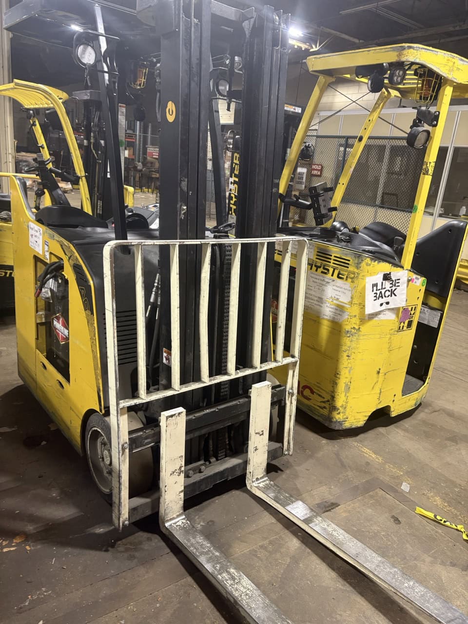 Yale ESC040AD 4,000 lb Electric Stand-Up Forklift, 2020 – 36 V – Warehouse Ready - Image 2