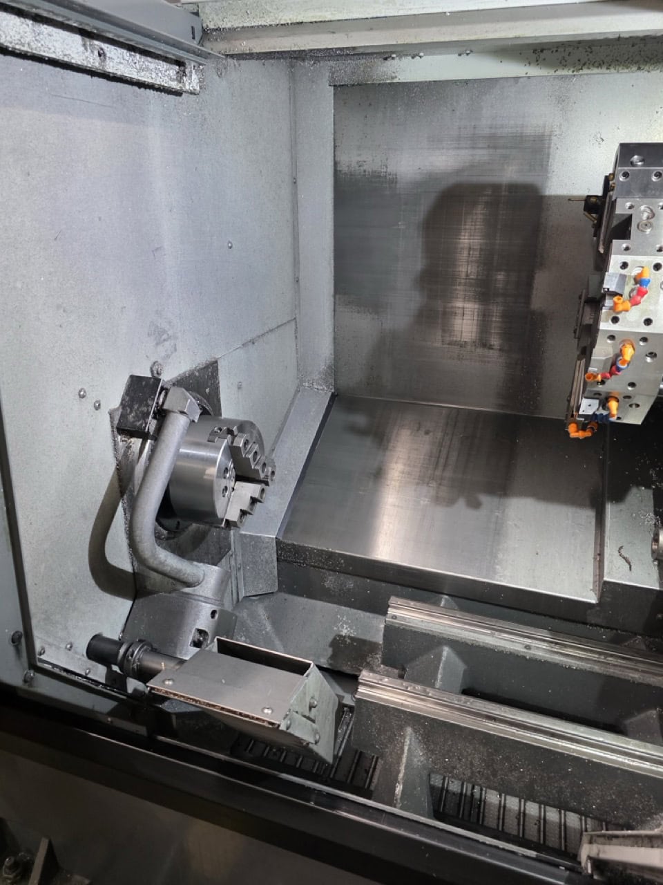 Haas ST-20 CNC Lathe, 2017 - Bar Feeder, Tailstock - Image 3