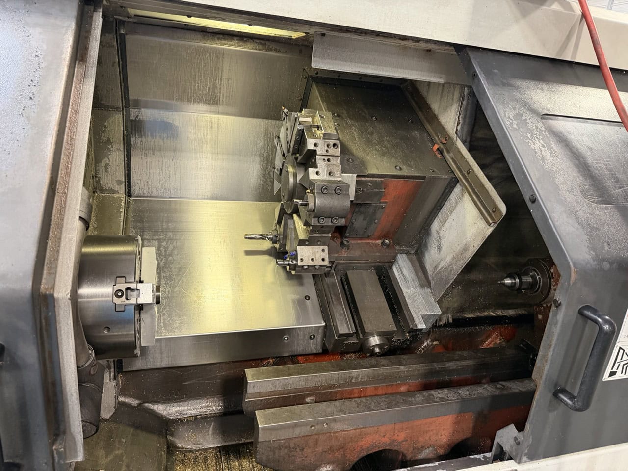 Yama Seiki GA-2800L CNC Lathe, 2010 - Tool Presetter, Chip Conveyor, Tailstock - Image 5