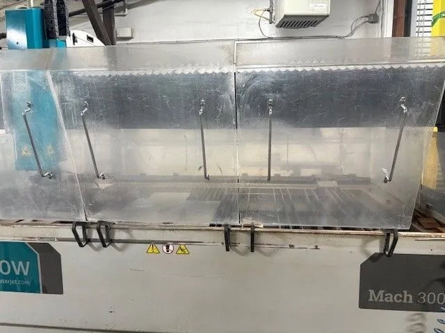 6.5' x 10' Flow Mach 3 3015 Waterjet, 2018 - 94,000 PSI, Low Hours, Well Maintained, Custom Guards, NEEDS TO MOVE - Image 5
