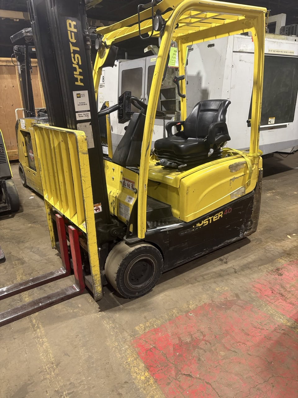Hyster J40XNT 4,000 lb Electric Forklift, 2019 – Low Hours – 36 V – Pneumatic Tires - Image 2
