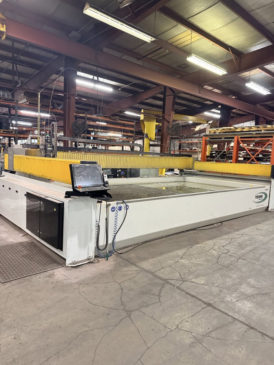 Techni Intec 1020-G2-11 CNC Water Jet, 2023 - 66,000PSI, 20' x 10' Table, 5 Axis Cutting Head - Image 2