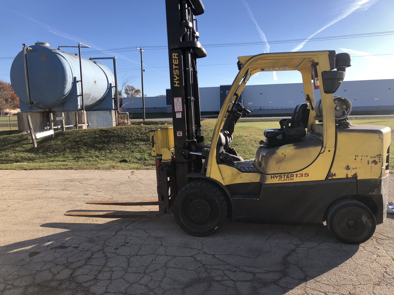 Hyster S135FT Forklift, 2022 - 13,500 lb Capacity