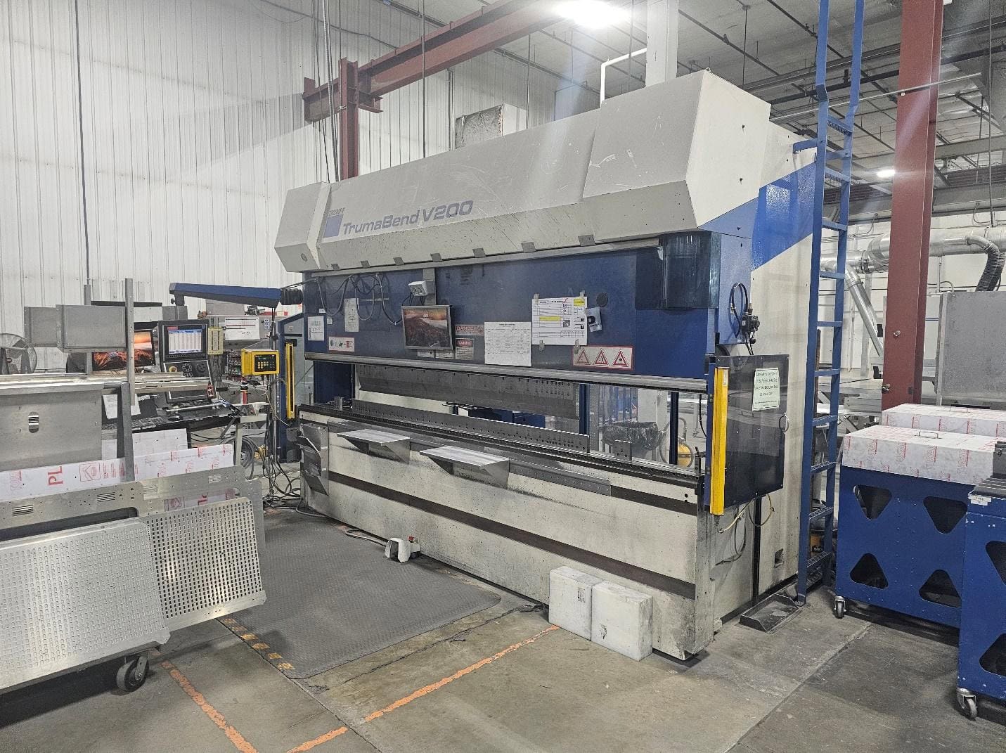 220 Ton x 13' Trumpf Trumabend V200 CNC Press Brake, 2005 - Image 11