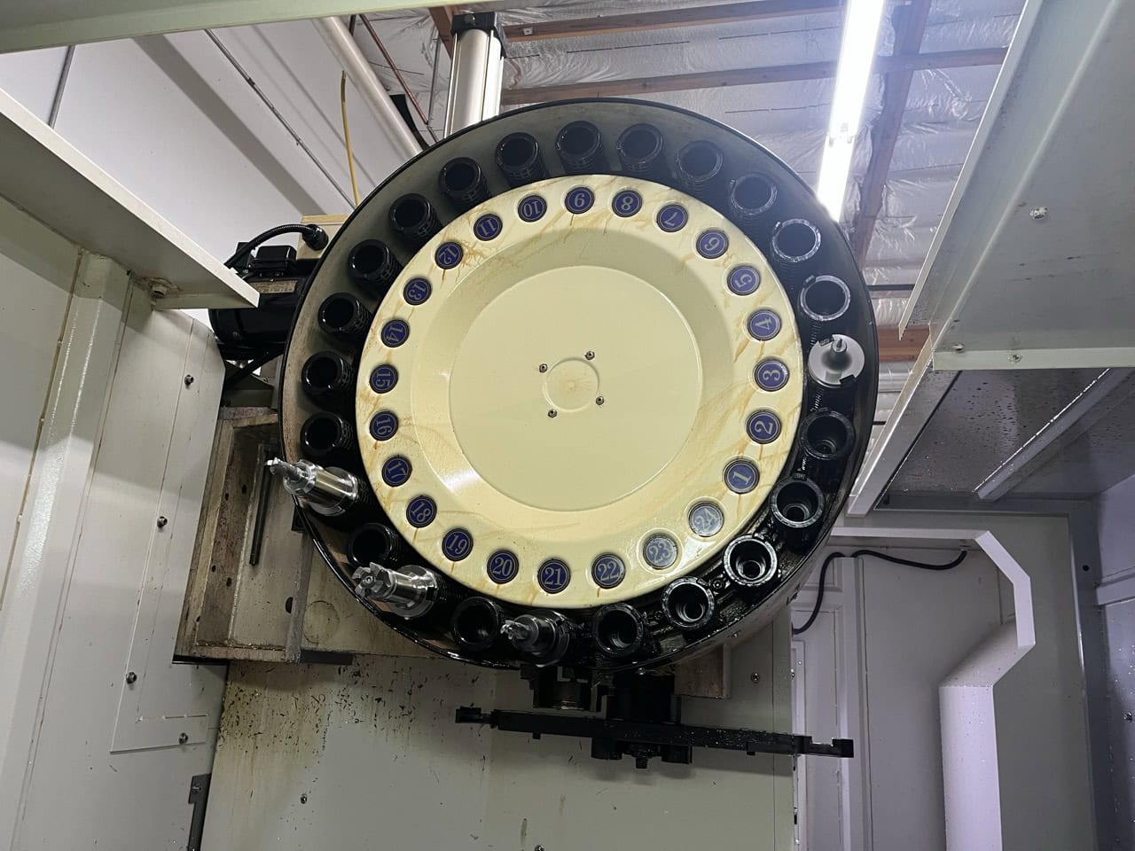 Ganesh VMC-4924 Vertical Machining Center, 2011 - 10K Spindle, 4th Axis Ready, Fanuc Oi Control - Image 6