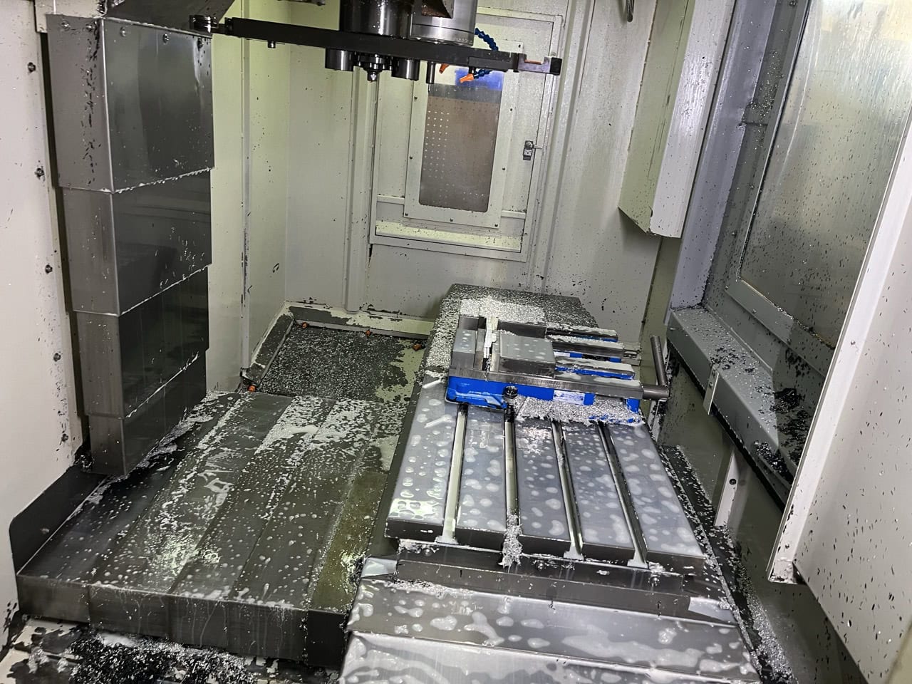 Ganesh VMC-4020 Vertical Machining Center, 2007 - 10K Spindle, Fanuc Oi Control - Image 5