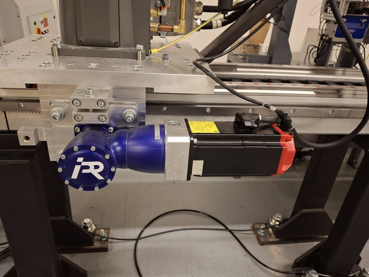 FANUC LR Mate 200iD 7L, 2019 - 7th Axis Ready - Image 5