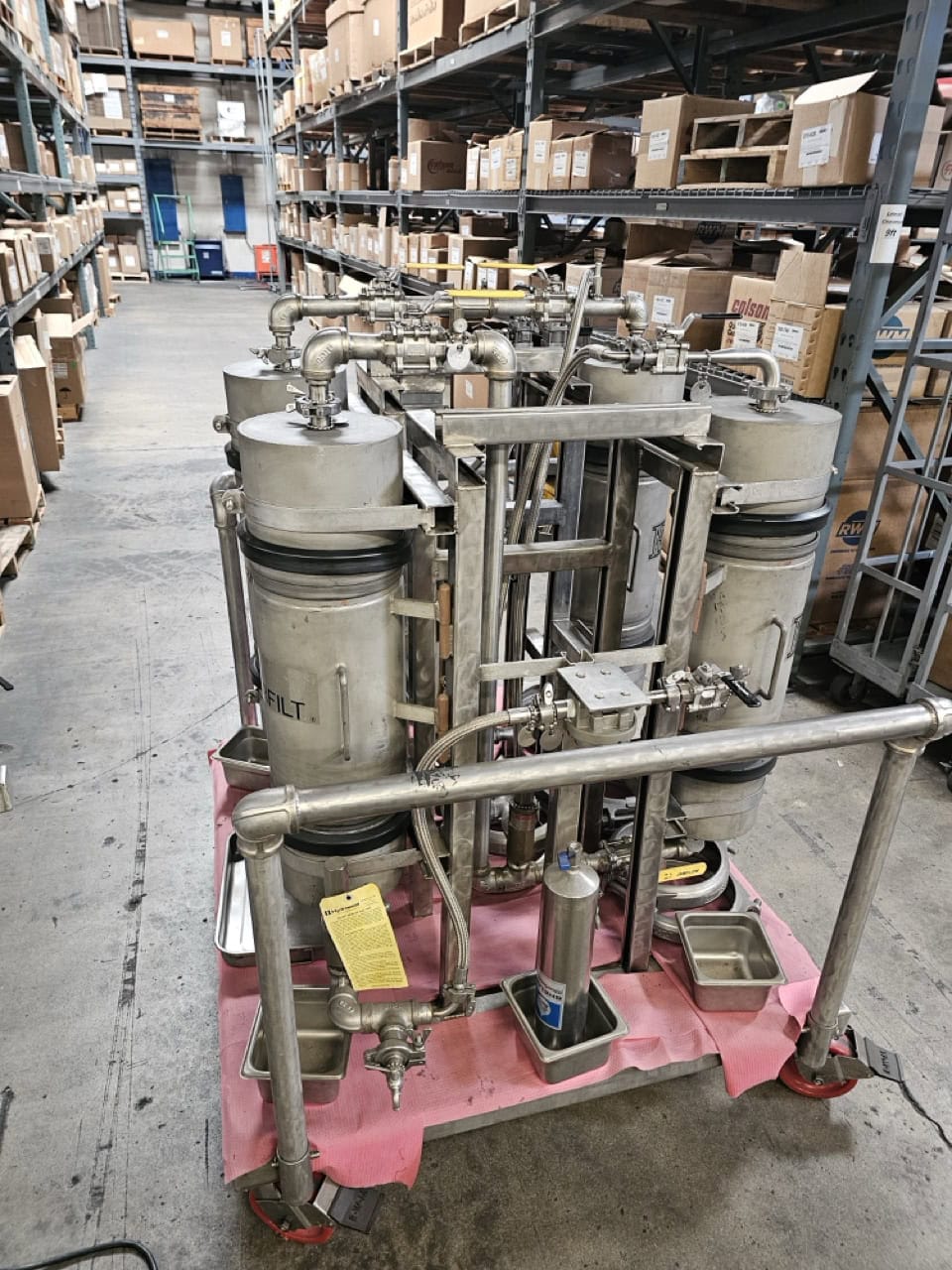 Accutek Bottling Line with Chadam Consultants 2 Head Gravity Filler, Accutek SA-1 Automatic Chuck Capper, Accutek APS106 Labelette Labeler, Everfilt Oil Filtration System, IBC Tanks - Image 12