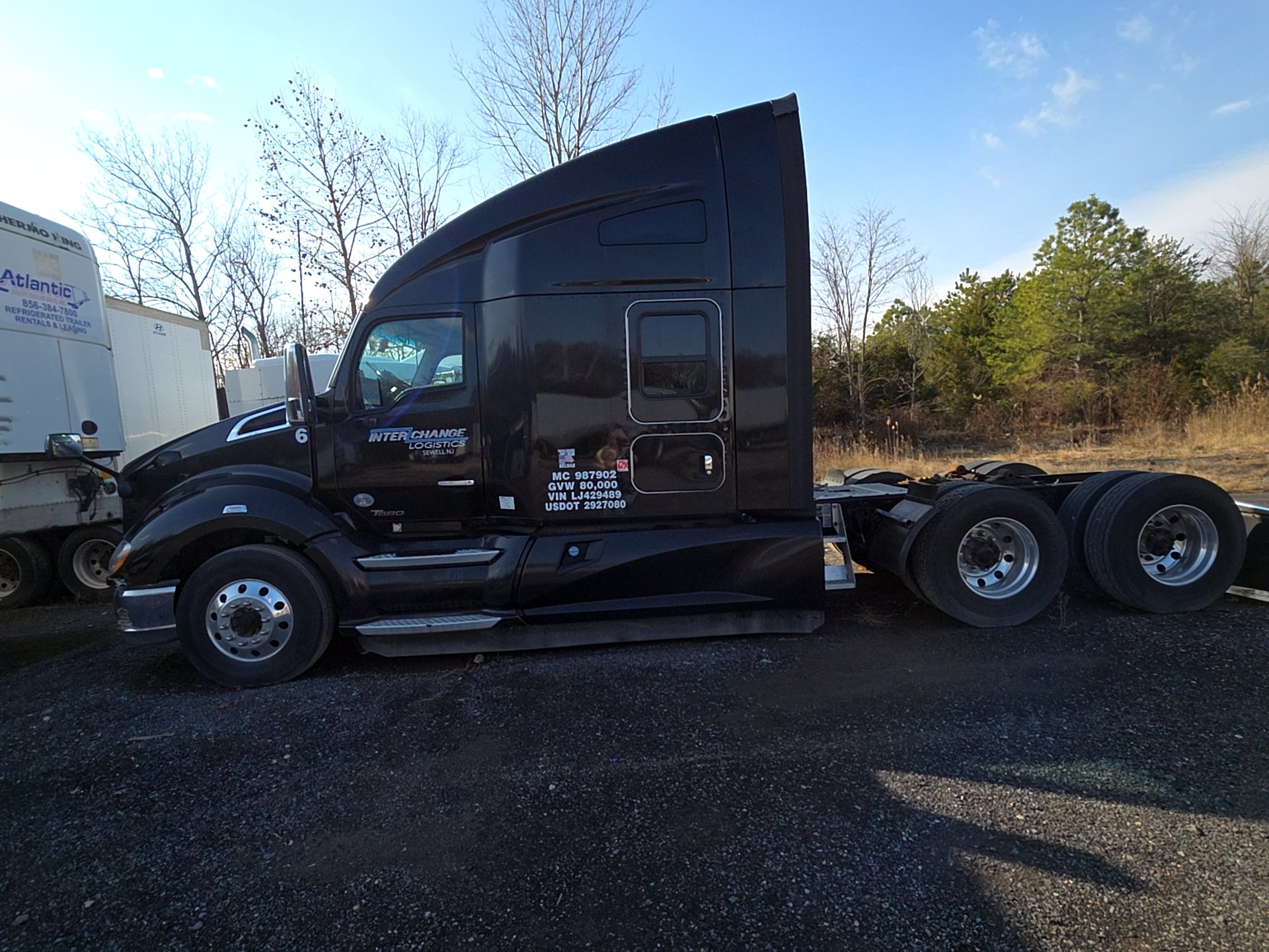Kenworth T680 Sleeper Truck, 2020 - Paccar MX-13, Eaton Auto - Image 2