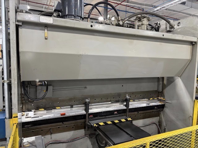 175 Ton x 12' Cincinnati 175 CBX10 CNC Hydraulic Press Brake, 1990 - Tooling Included - Image 2