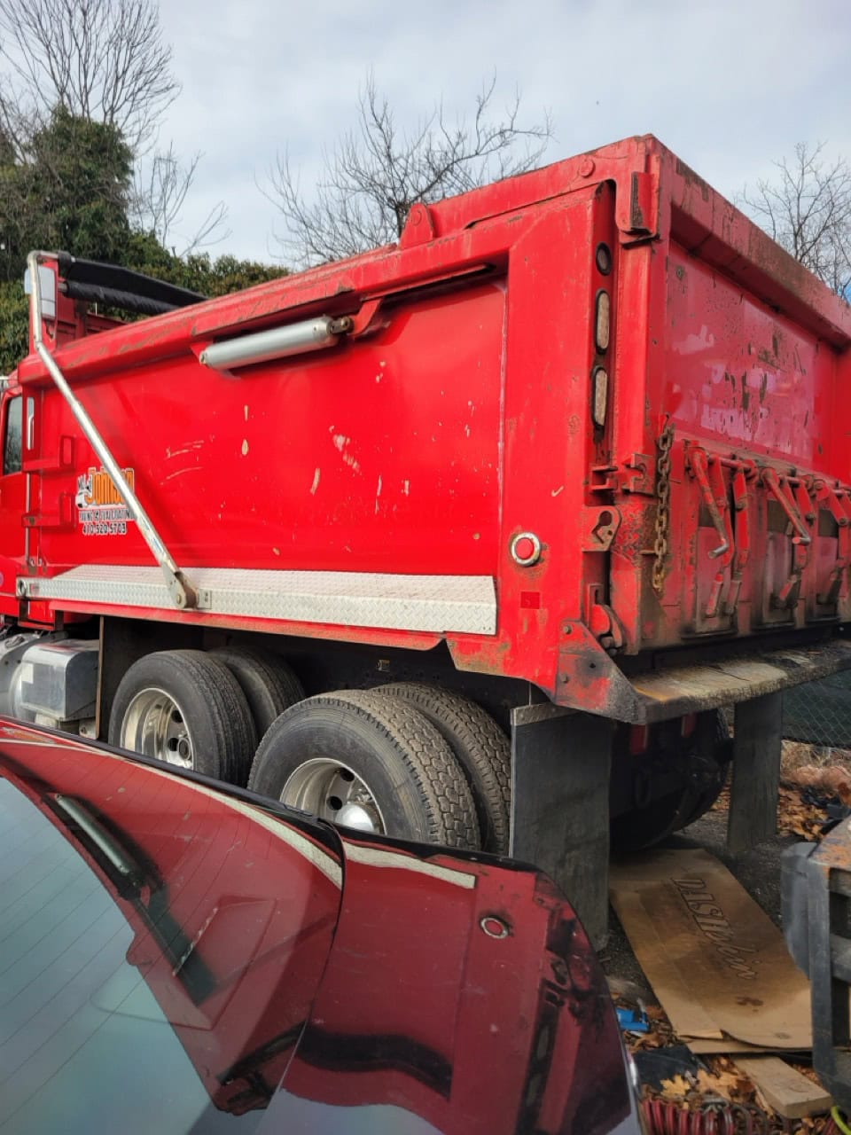 Peterbilt 567 Dump Truck, 2016 - Heavy Duty, Automatic - Image 4