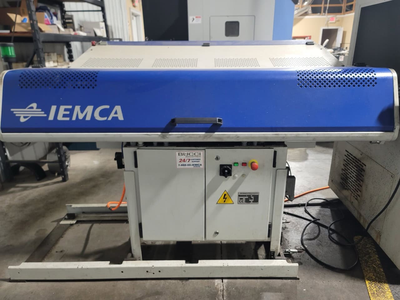 Samsung SL30/1000 CNC Lathe, 2011 - Iemca Barfeed, Tool Presetter, 3" Thru Spindle - Image 5