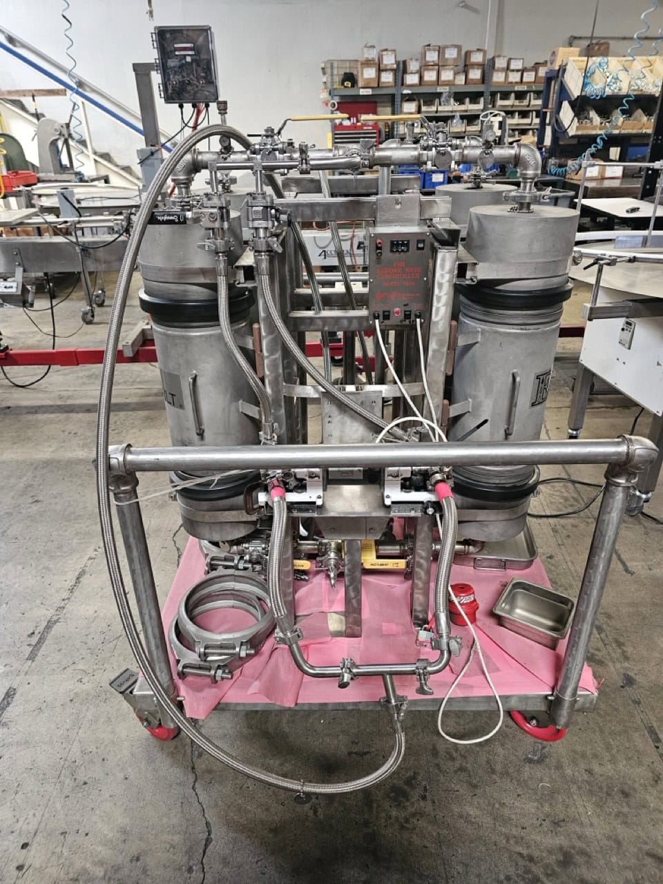 Accutek Bottling Line with Chadam Consultants 2 Head Gravity Filler, Accutek SA-1 Automatic Chuck Capper, Accutek APS106 Labelette Labeler, Everfilt Oil Filtration System, IBC Tanks - Image 10