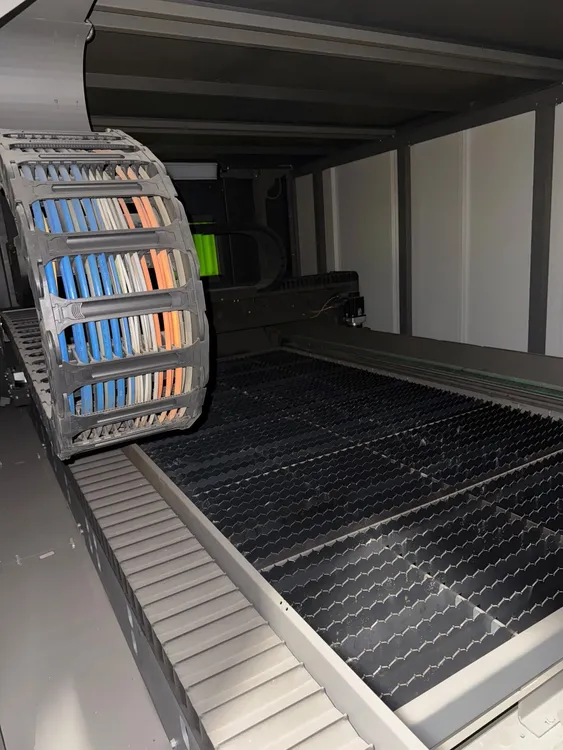 6000 Watt DNE (Bystronic) LC3 3015 Fiber Laser, 2021 - 5'x10' Table, TD Dust Collector - Image 3