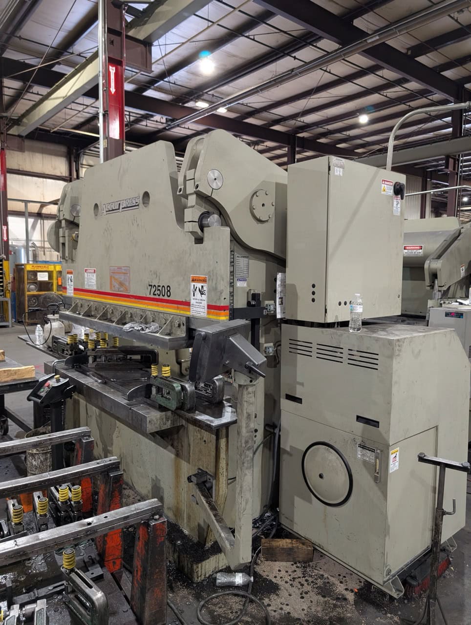 250 Ton x 8' Accupress 72508 CNC Press Brake, 2023 - ETS Control - Image 8