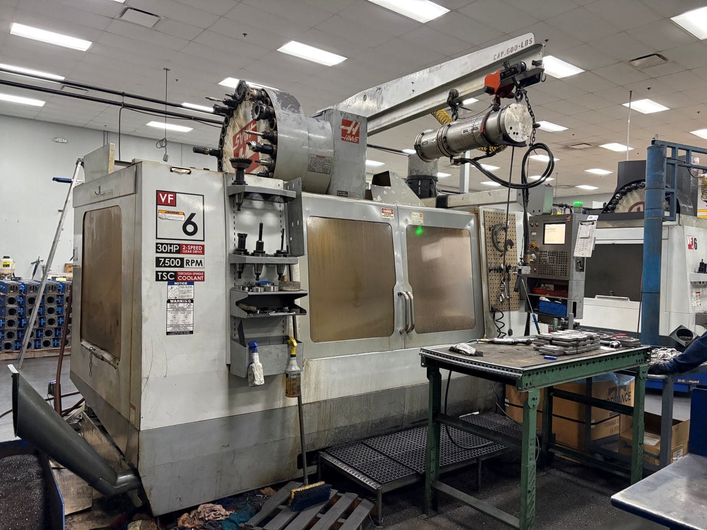 Haas VF-6/50 VMC, 2005 - Thru Spindle Coolant, Chip Auger, Wired for Probes