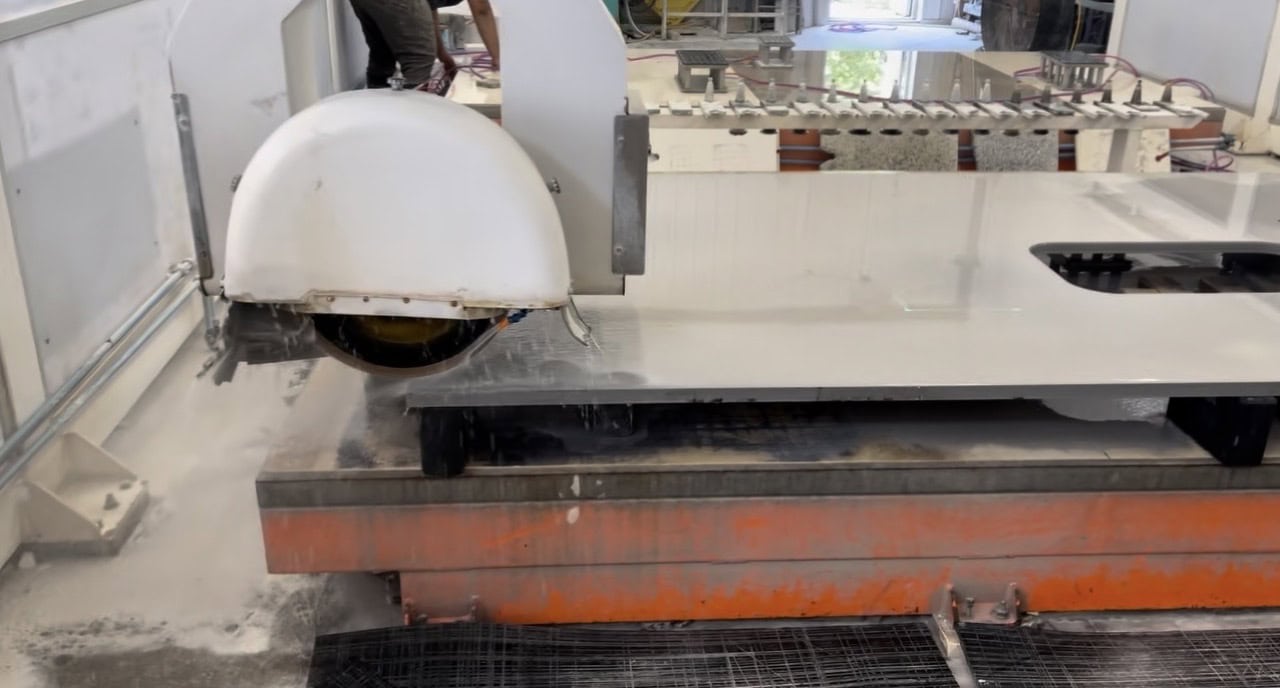 Poseidon TRex model S Dual Table CNC Fabrication Center, 2022 - Jib Crane, Water Filtration System - Image 5