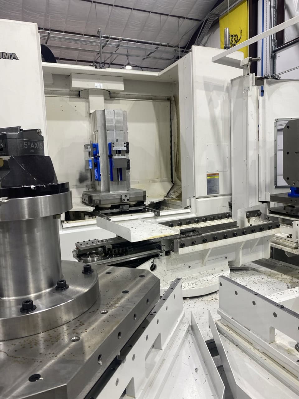 Okuma MA-600HB III HMC, 2021 - 6 Pallet Pool, 285 Tool Matrix, RWB-500 5th-Axis Rotary, Renishaw Probe, 1,000 PSI TSC