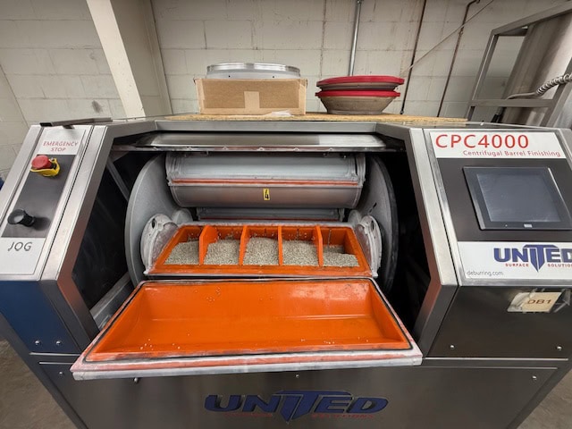 United Surface Solutions CPC-4000-HD Centrifugal Barrel Finishing System, 2018 - Image 6