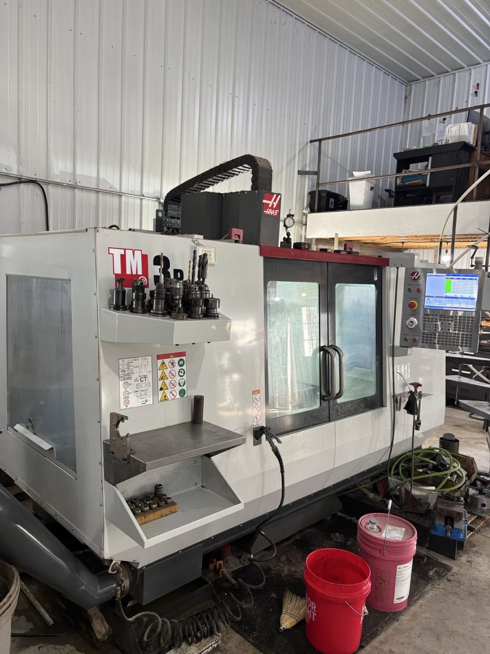 Haas TM-3P CNC Mill, 2017 - Low Hours, Chip Auger, Coolant System, IPS