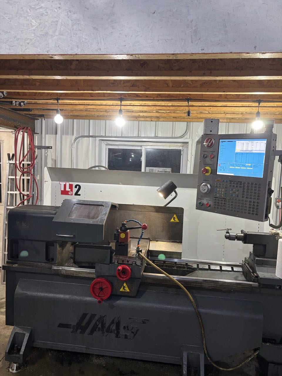 Haas TL-2 CNC Lathe, 2012 - Coolant Tank & Pump, Single Phase, Low Hours, Tailstock, IPS