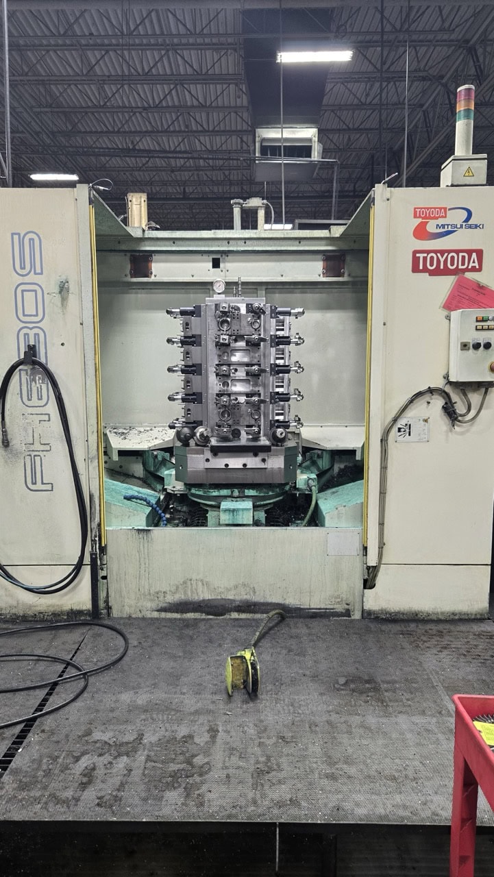 Toyoda FH630S HMC, 2005 - Broken Tool Detection, Coolant Thru Spindle