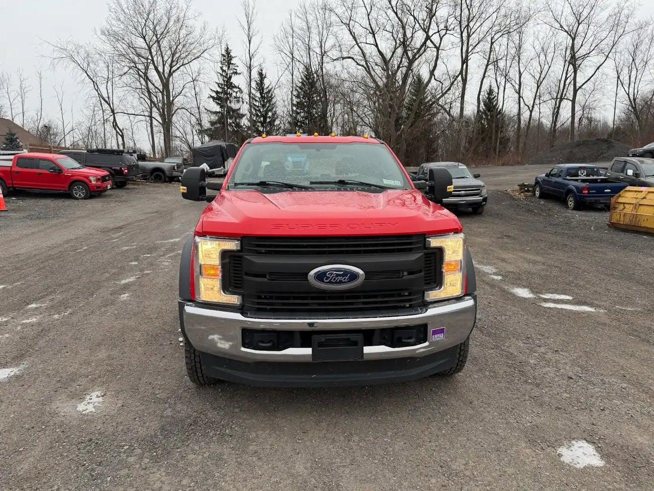 Ford F550 Flatbed Truck, 2019 - w/ Switch-N-Go Hoist