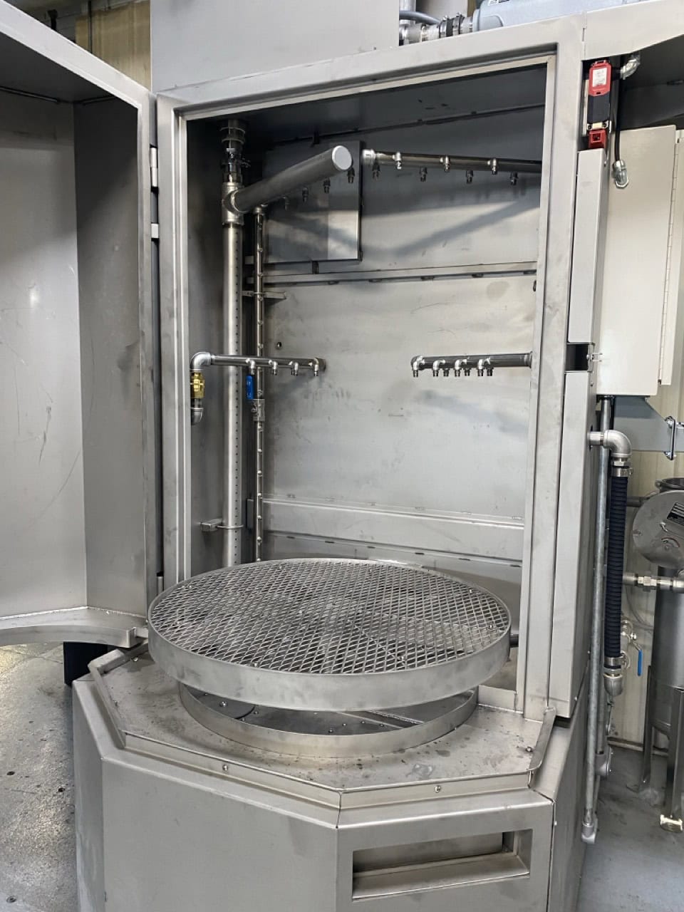 Almco RCWRB-36E Rotary Cabinet Parts Washer, 2025 – Industrial Cabinet Cleaning System - Image 2