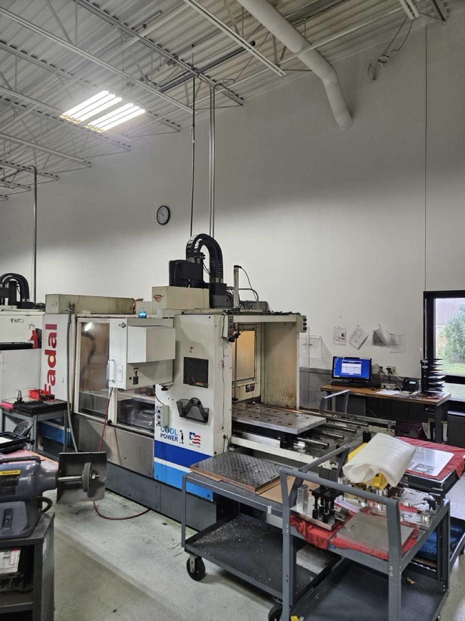 Fadal VMC 4020 HT VMC, 2003 - Auto Pallet Changer, 4th-Axis, Coolant Through Spindle - Image 2
