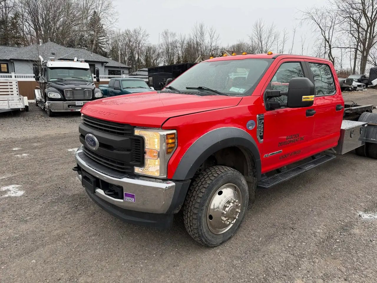 Ford F550 Flatbed Truck, 2019 - w/ Switch-N-Go Hoist - Image 4