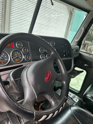 Peterbilt Dump Truck, 2011 - Paccar Engine, 226k Miles - Image 18