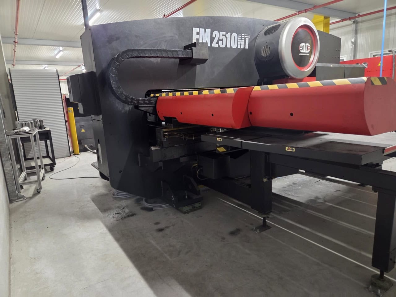Amada EM2510NT CNC Turret Punch, 2005 - Image 3