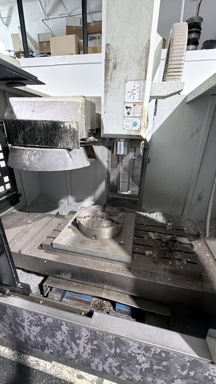 Acra BMV1000 CNC VMC, 2008 - Chip Conveyor, 20 Tool ATC - Image 4