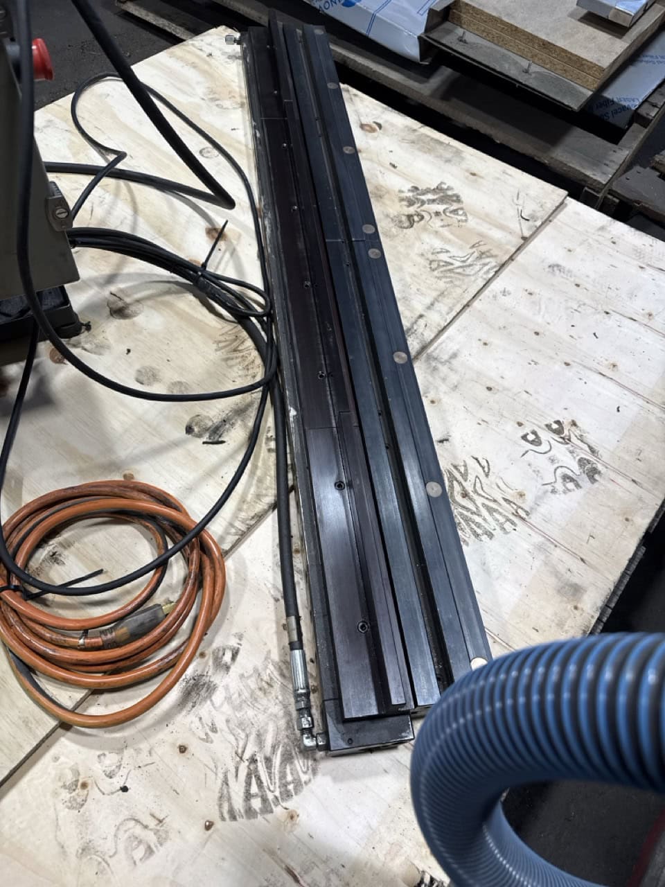 28 Ton x 4' Adira Prima Power P-0212 Hydraulic Press Brake, 2012 - Backgauge - Image 8
