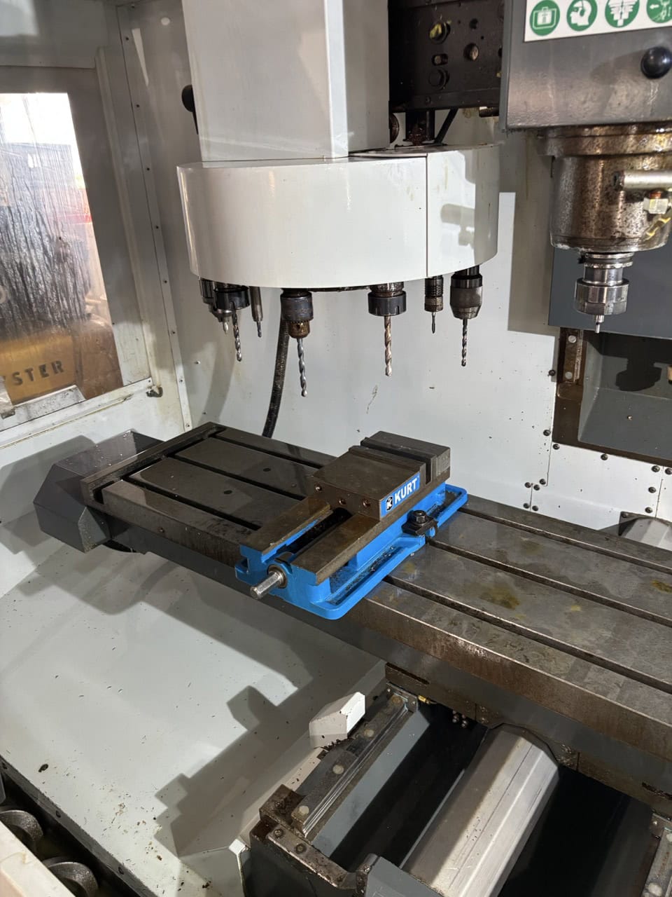 Haas TM-3P CNC Mill, 2017 - Low Hours, Chip Auger, Coolant System, IPS - Image 7