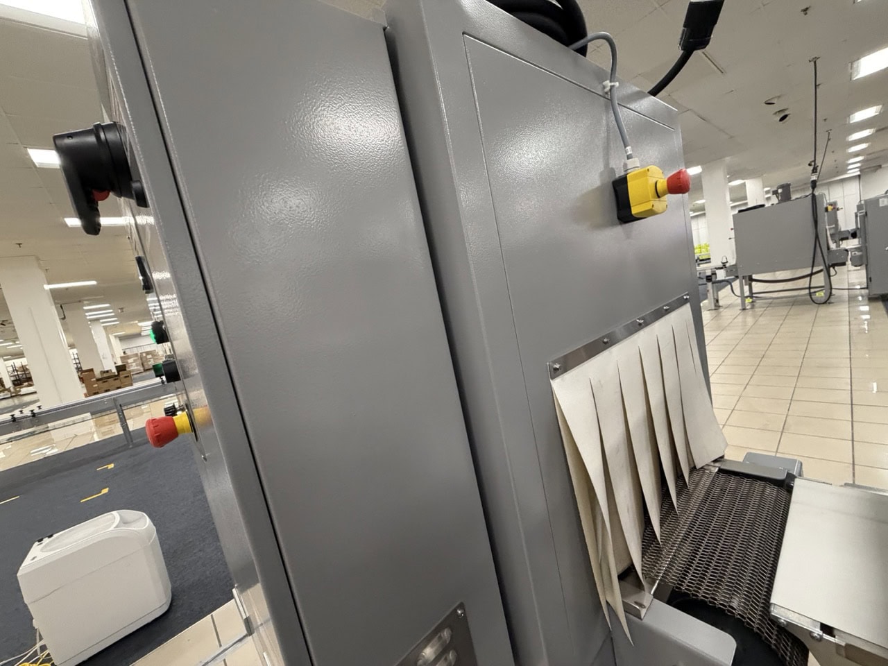 Complete Packaging Line for trays / flat Product including Custom Conveyor System, (2) Texwrap L-Bar Sealers and Heat Tunnels, Econocorp Automatic Cartoner and Case Packer and CTM Case labeler, 2023 - Image 9