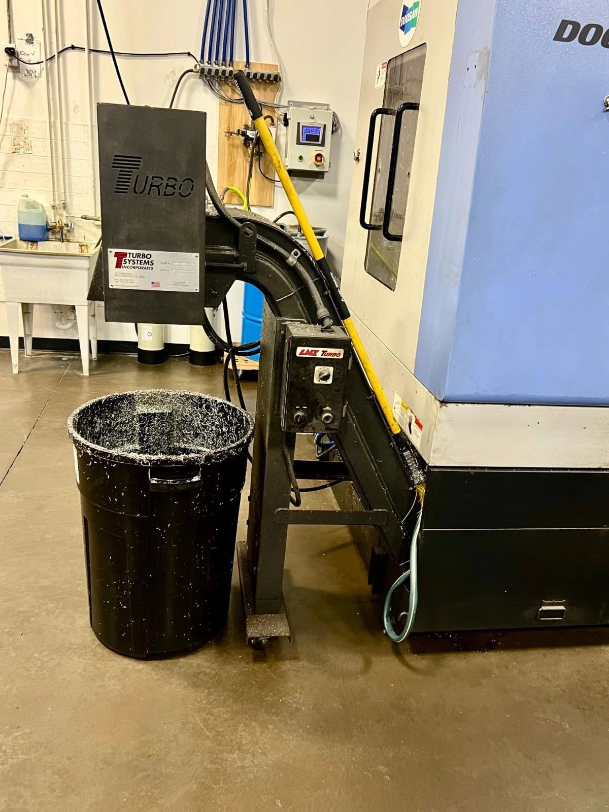 Doosan MV 4020LS CNC Vertical Machining Center, 2007 - Image 6