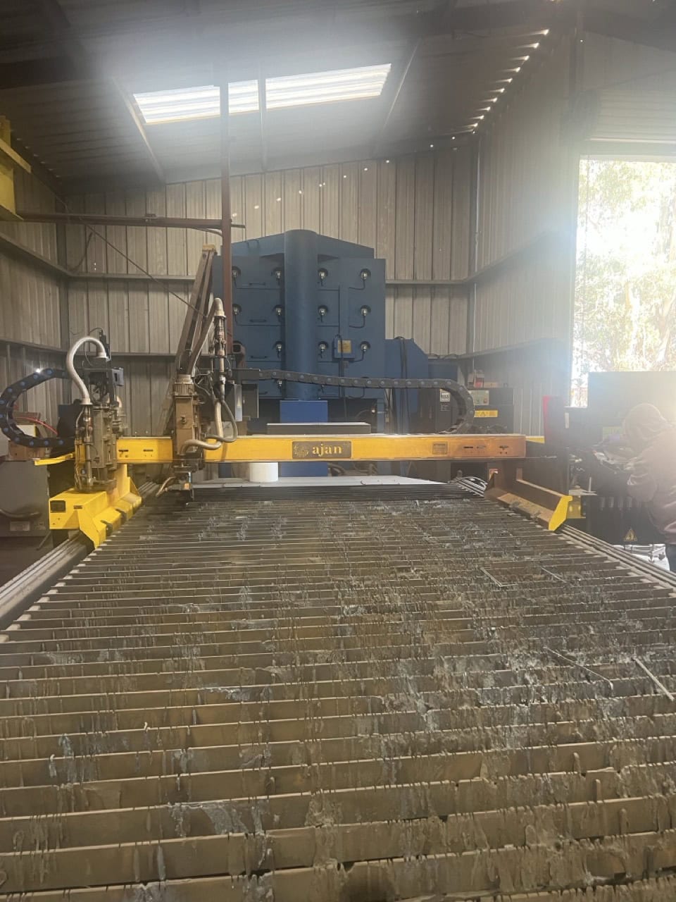 8' x 20' Ajan Plasma-Oxy Cutting Table, 2016 - Ajan PP 260A Power Source, 5 Axis