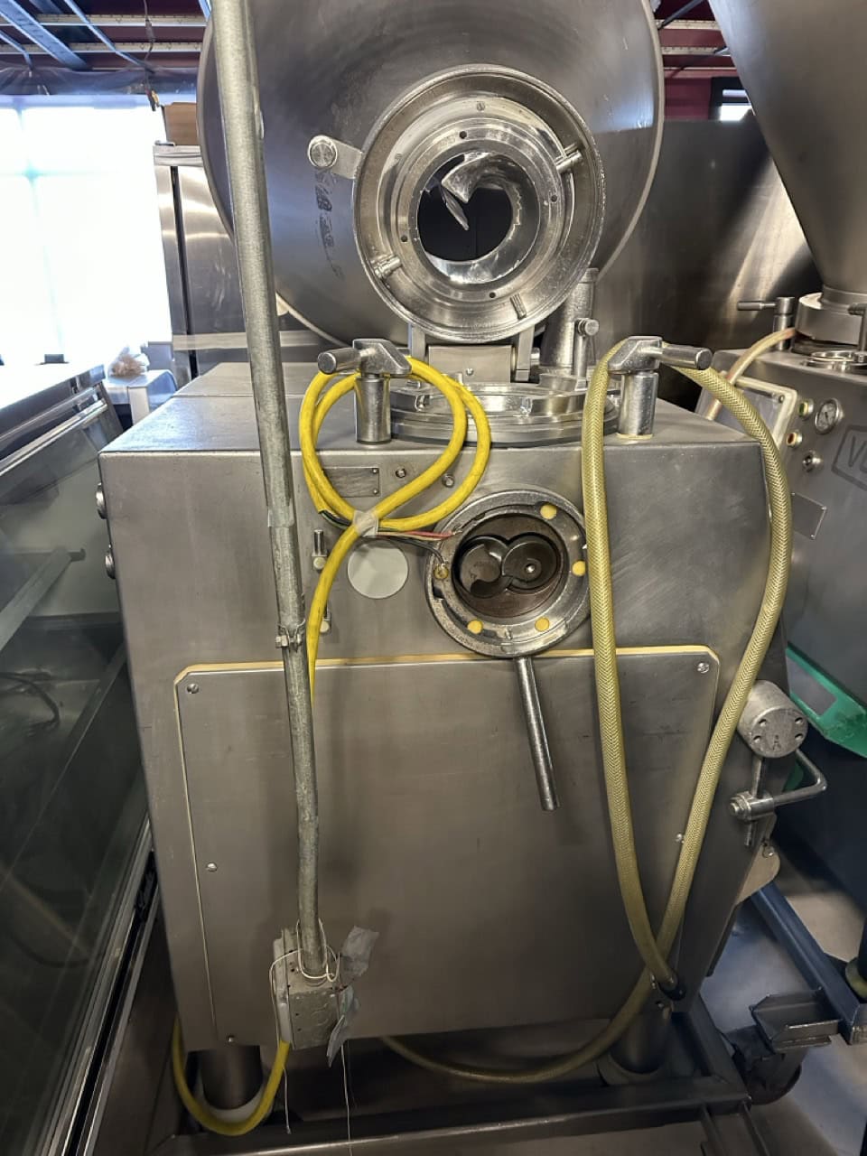 Vemag HP10C Continuous Vacuum Filler - Image 3