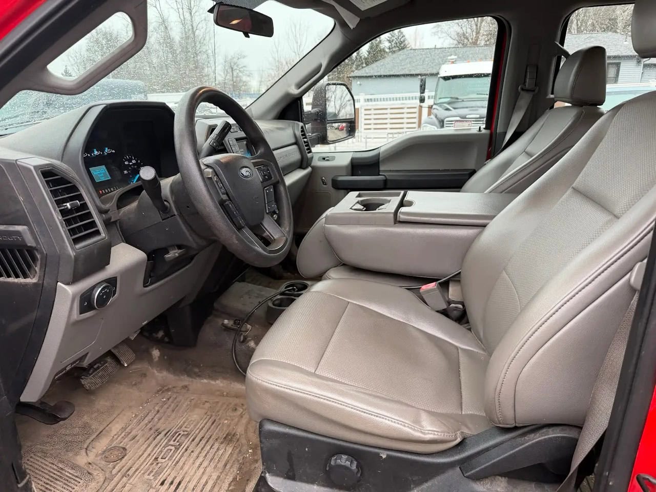Ford F550 Flatbed Truck, 2019 - w/ Switch-N-Go Hoist - Image 10