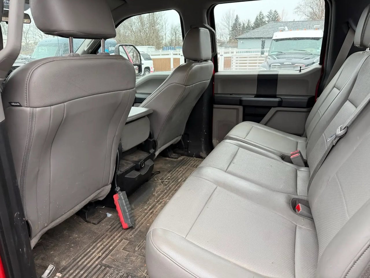 Ford F550 Flatbed Truck, 2019 - w/ Switch-N-Go Hoist - Image 11