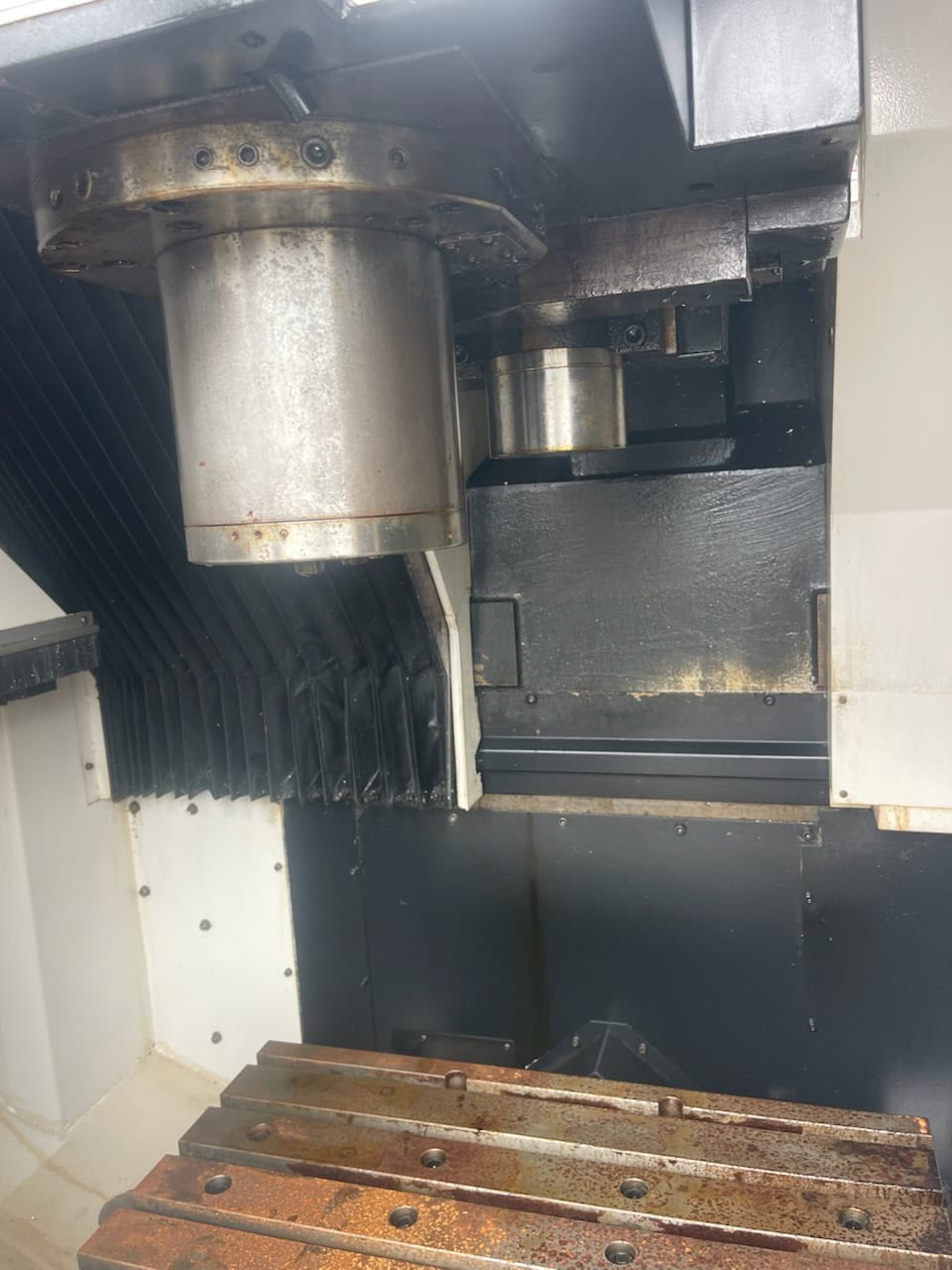 Mazak VCN-400B Vertical Machining Center, 2021 - 20K RPM, CAT 40 Big Plus, High Pressure CTS Prep - Image 6