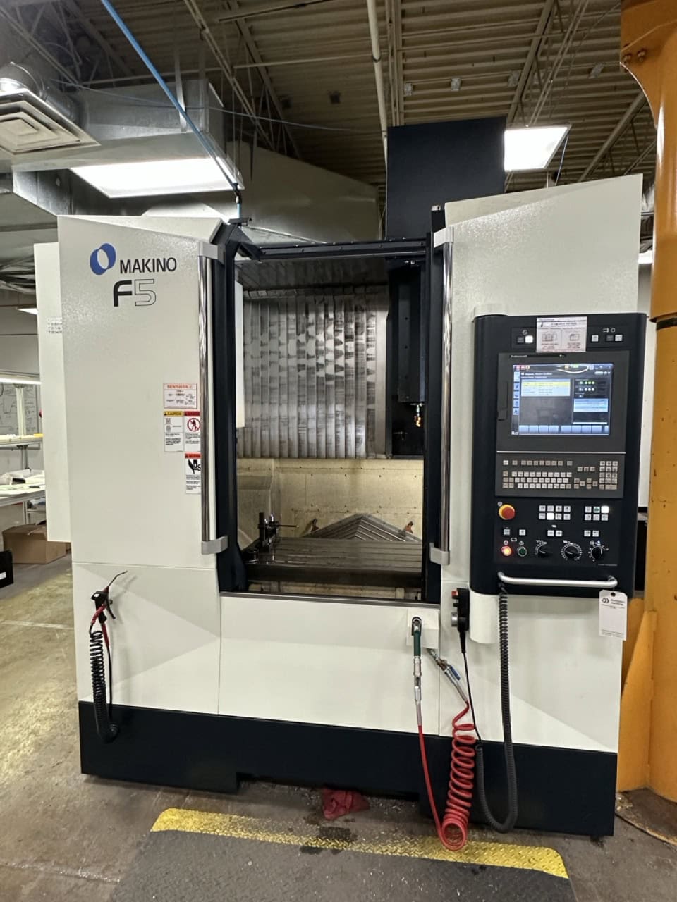 Makino F5 Pro 6 VMC, 2021 - 20K RPM, Renishaw Probe, Laser Tool Setter, Thru Spindle Coolant, Chip Conveyor