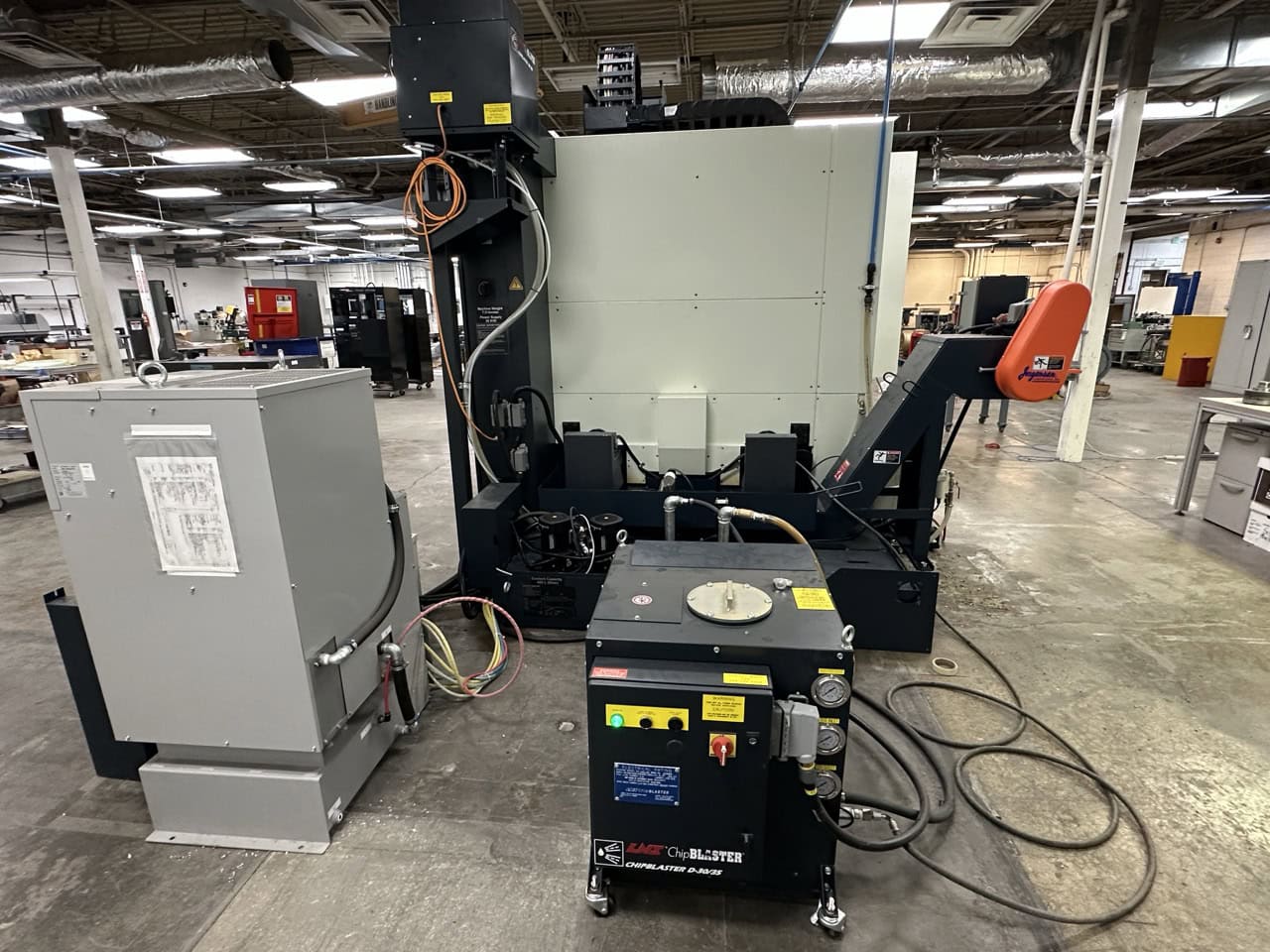 Makino F5 Pro 6 VMC, 2021 - 20K RPM, Renishaw Probe, Laser Tool Setter, Thru Spindle Coolant, Chip Conveyor - Image 5