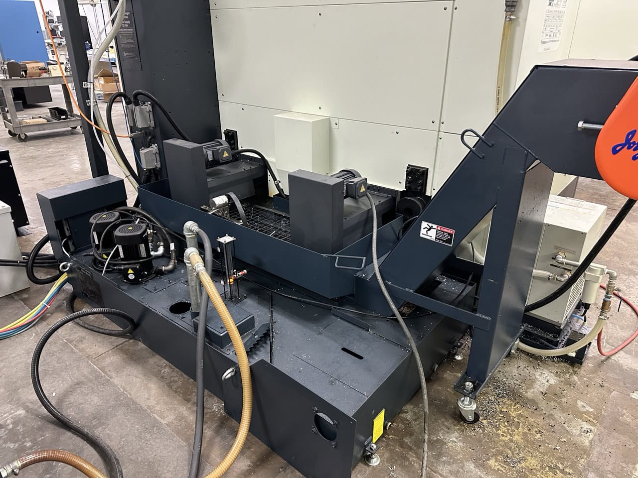 Makino F5 Pro 6 VMC, 2021 - 20K RPM, Renishaw Probe, Laser Tool Setter, Thru Spindle Coolant, Chip Conveyor - Image 23