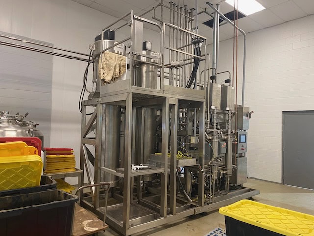 Isolate Systems CDMH.200-2X-2F Botanical CO2 Extraction System, 2021 - Less than 40 Hours - Image 2
