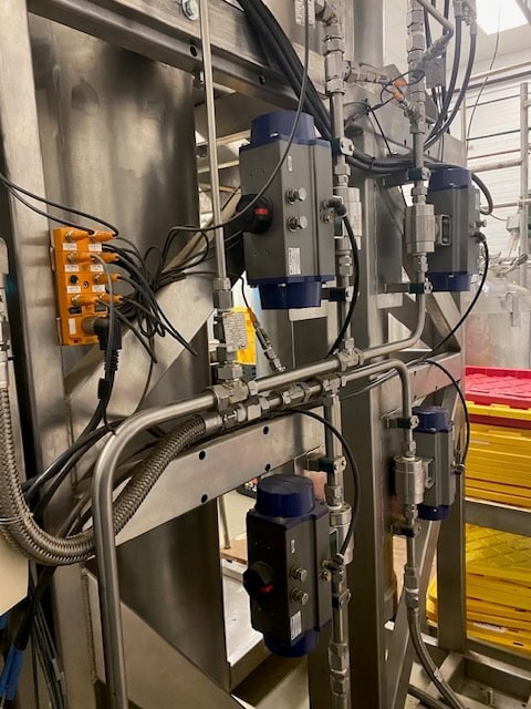 Isolate Systems CDMH.200-2X-2F Botanical CO2 Extraction System, 2021 - Less than 40 Hours - Image 8