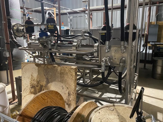 Isolate Systems CDMH.200-2X-2F Botanical CO2 Extraction System, 2021 - Less than 40 Hours - Image 11