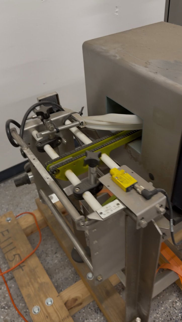 Thermo Scientific Apex 500 Metal Detector & Ramsey Versa/81200 Checkweigher Combo, 2013 - Image 6