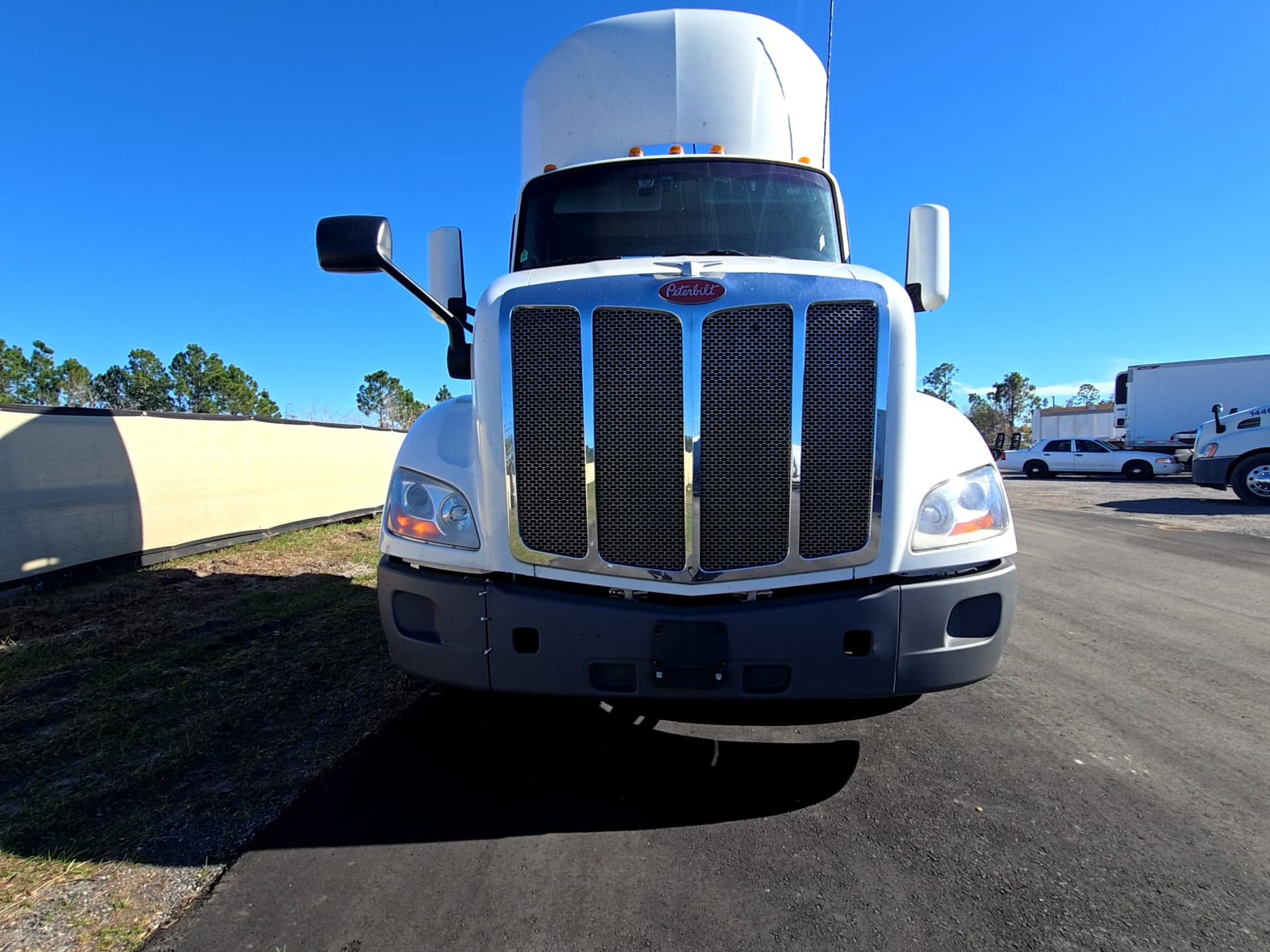 Peterbilt 579 Day Cab Truck, 2020 - PACCAR MX-13 - Automated Transmission - Image 25